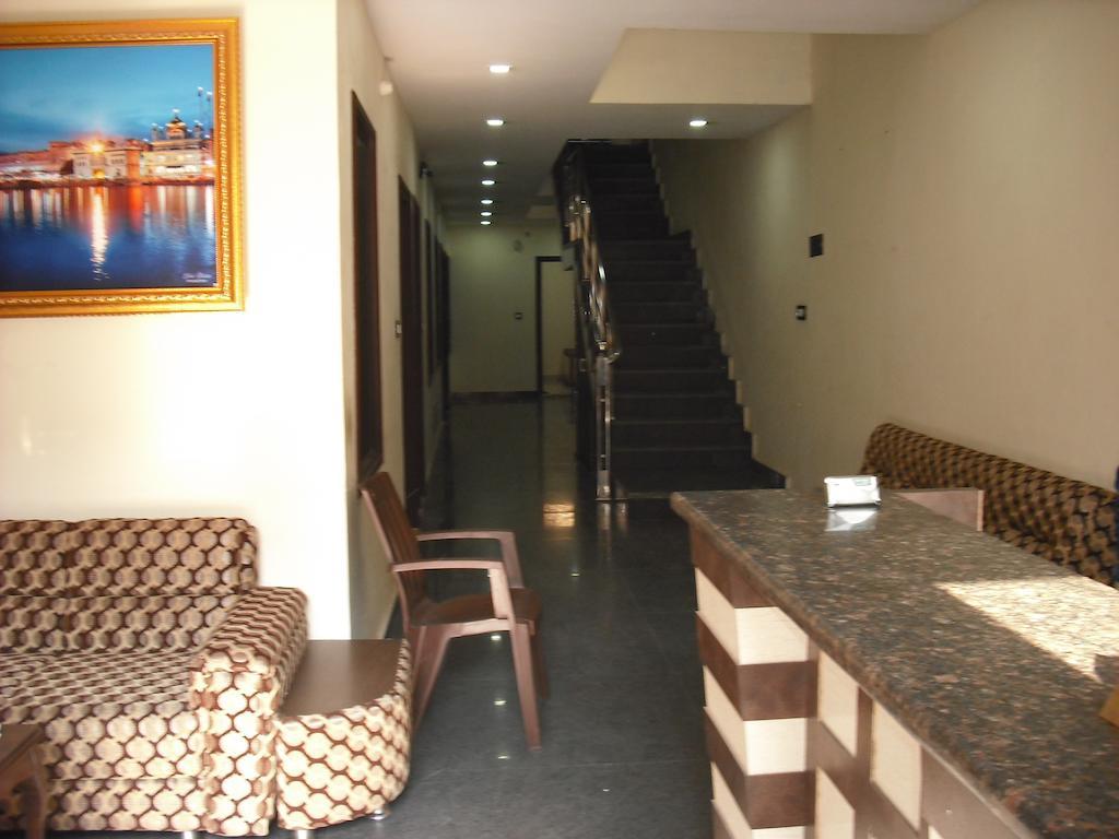 Hotel Gs Paradise Amritsar Eksteriør billede