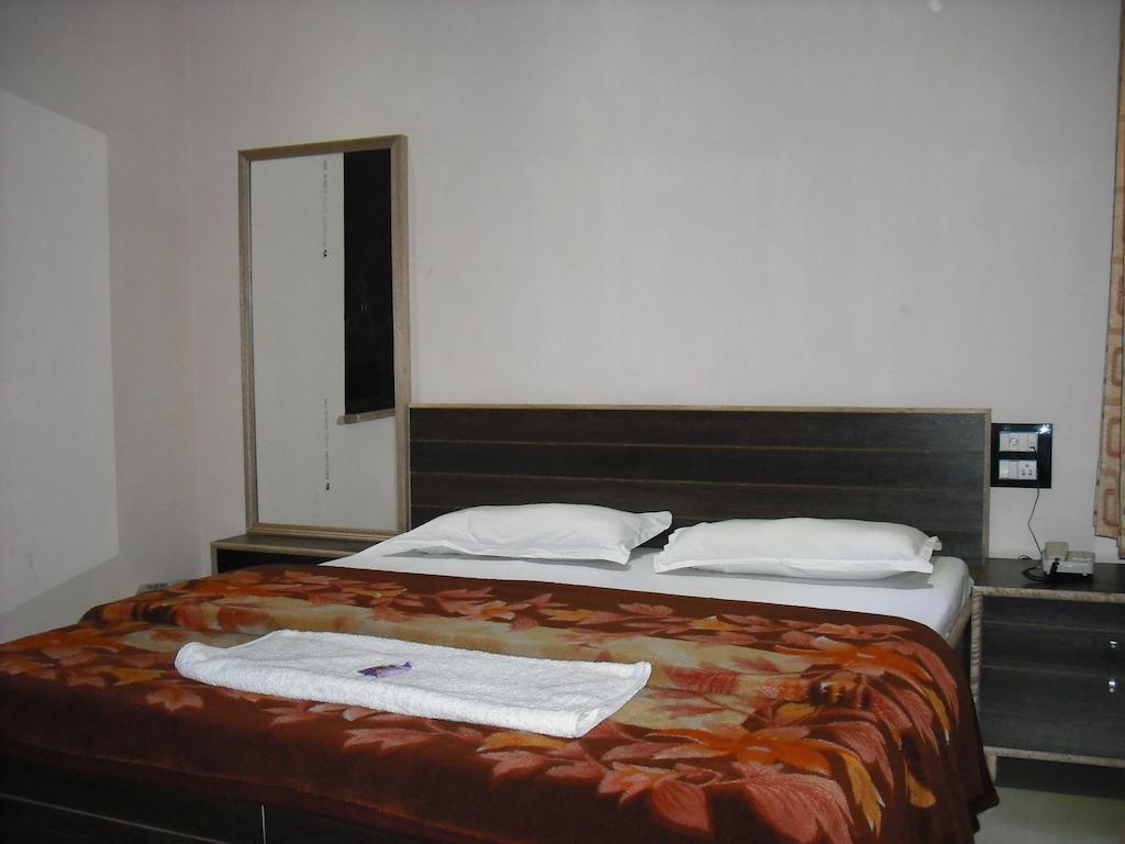 Hotel Gs Paradise Amritsar Værelse billede