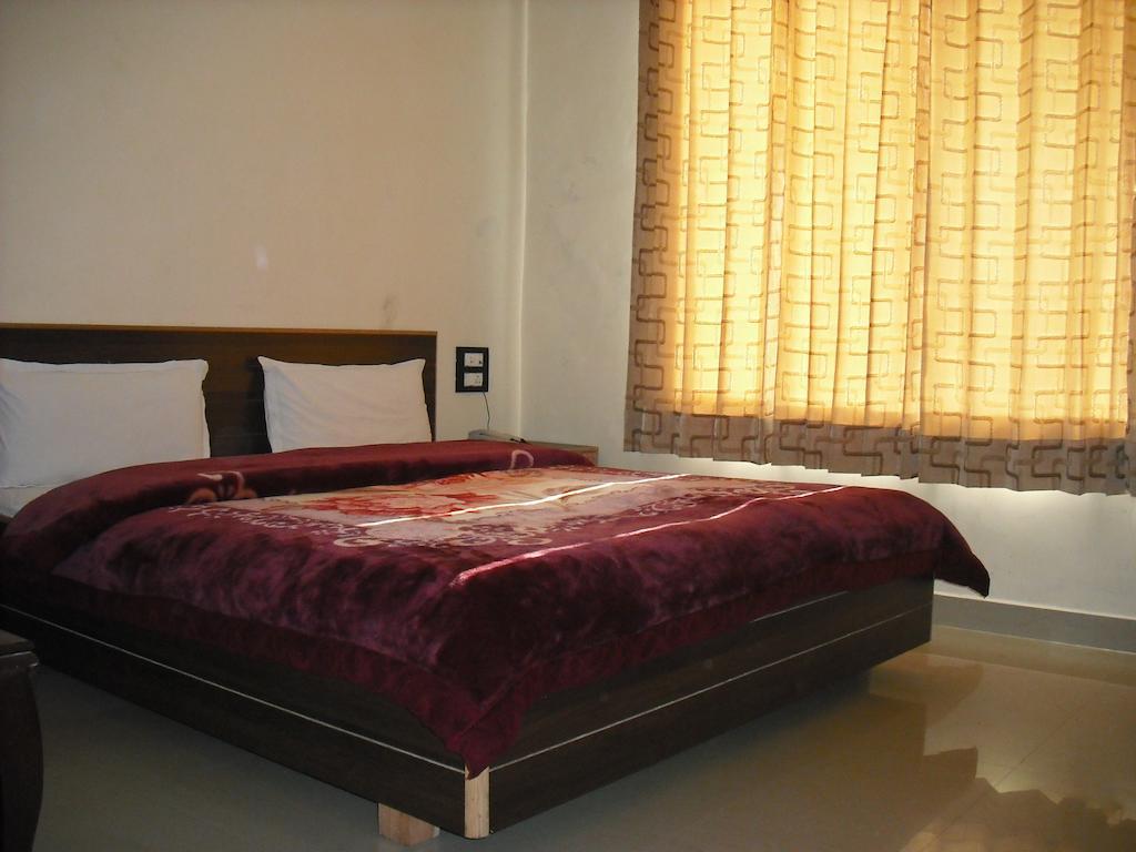 Hotel Gs Paradise Amritsar Værelse billede