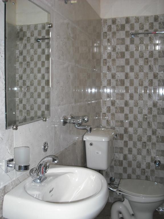Hotel Gs Paradise Amritsar Værelse billede