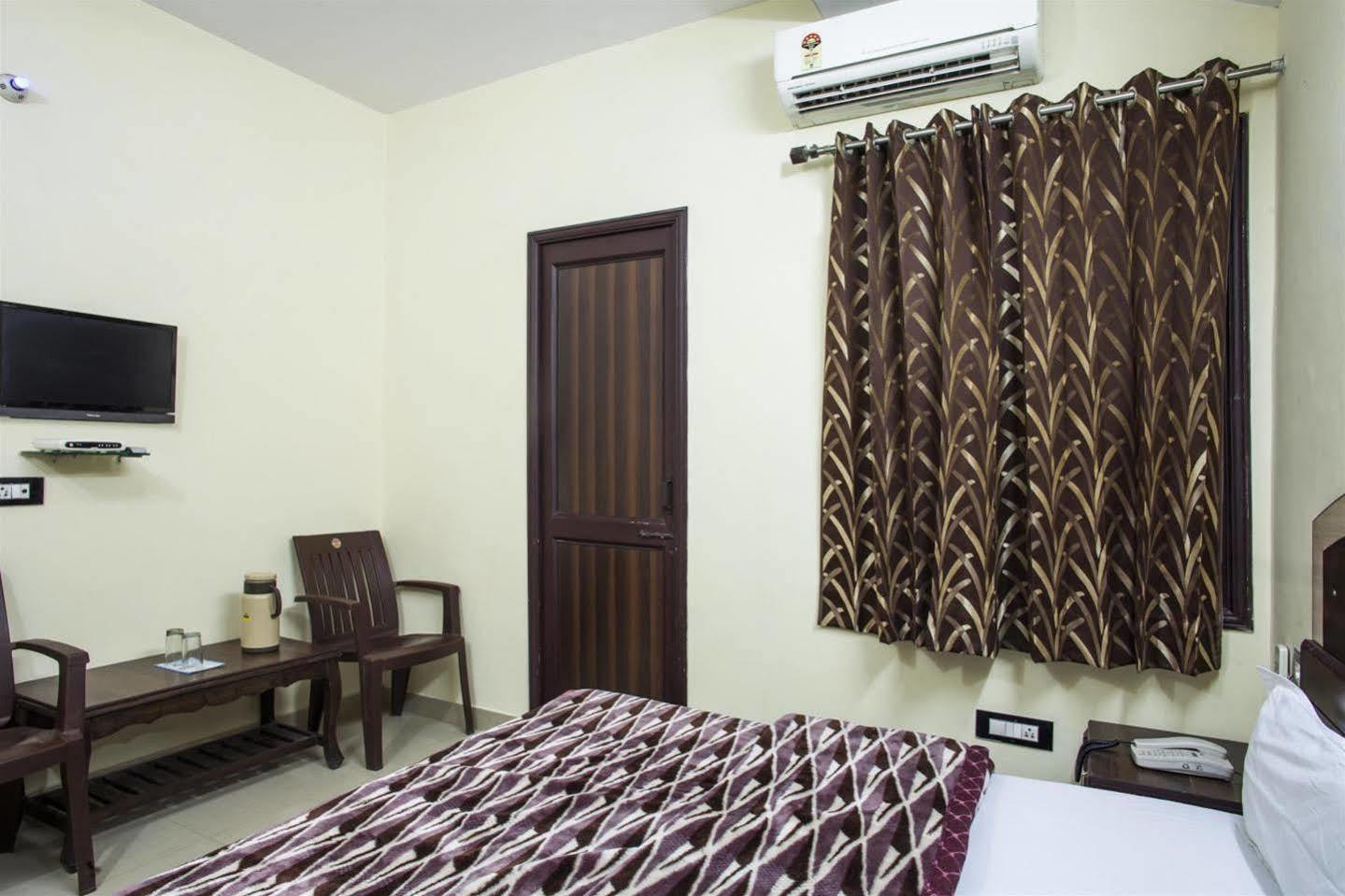 Hotel Gs Paradise Amritsar Eksteriør billede