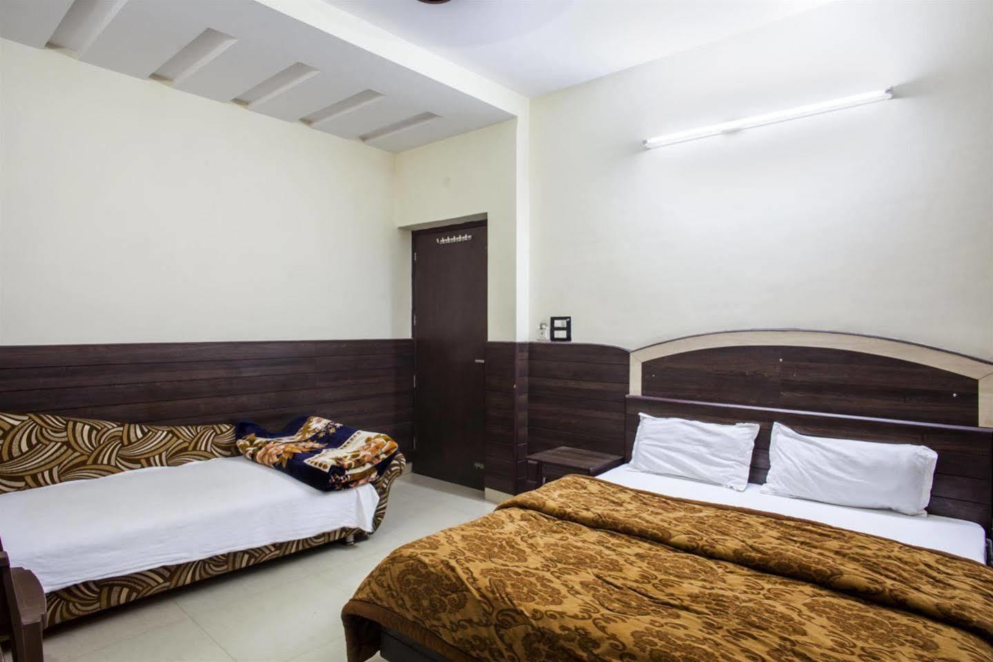 Hotel Gs Paradise Amritsar Eksteriør billede
